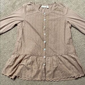 Lavish Tan XS Top with Lace Details. Embroidered